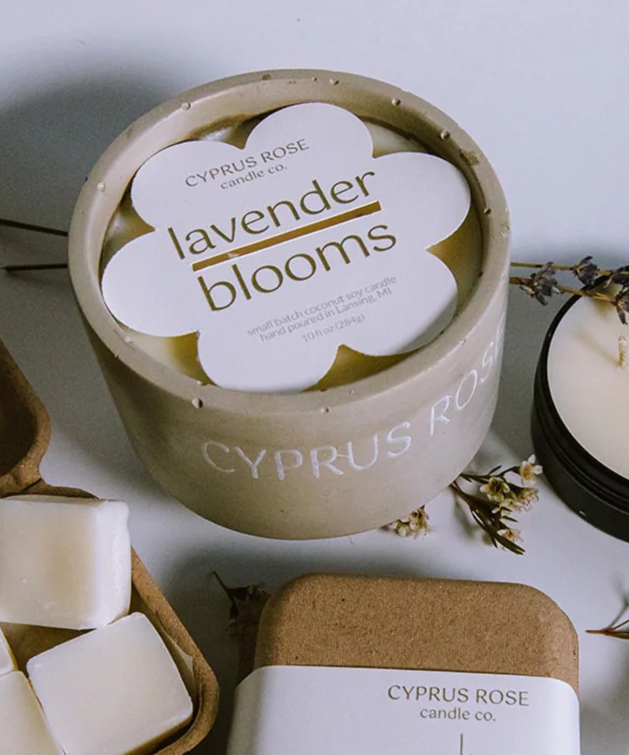 Lavender Blooms 10oz Candle