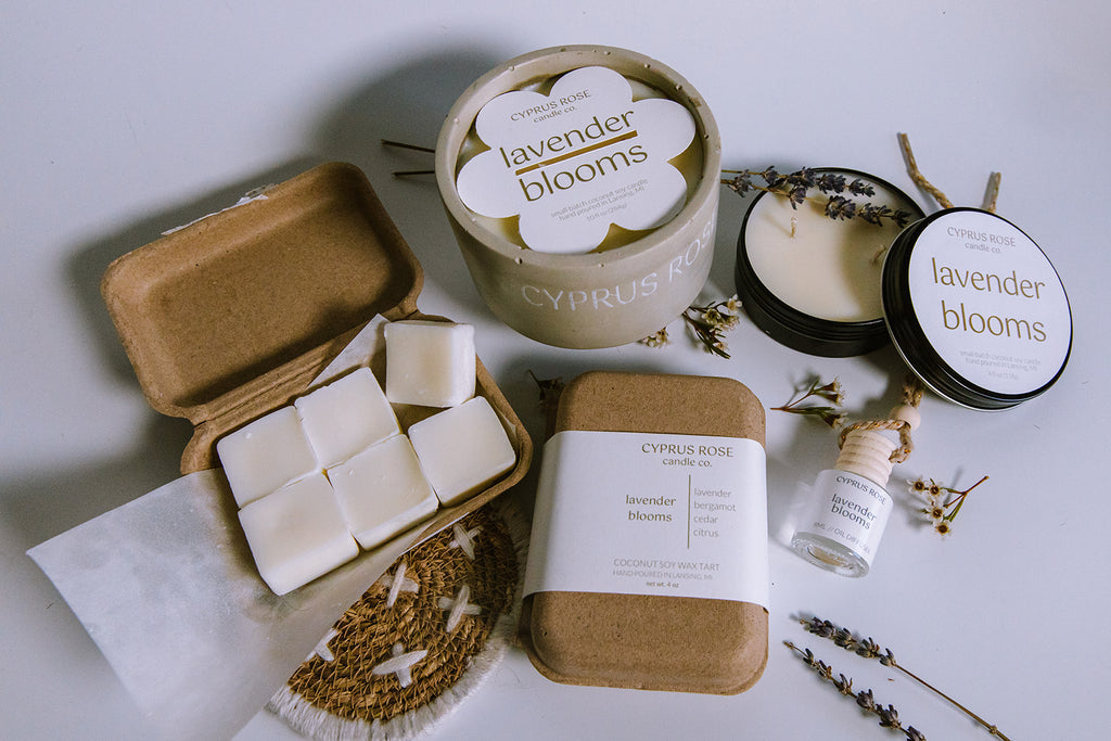 Lavender Blooms 10oz Candle