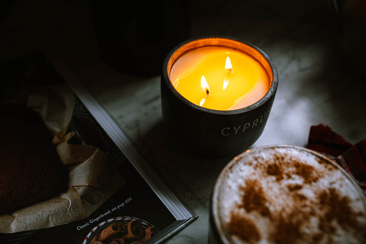 Maple Cardamom Latte - 10oz Concrete Candle