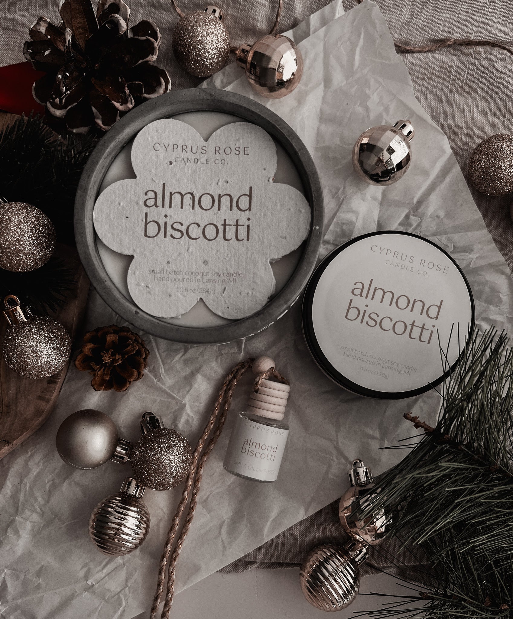 Almond Biscotti - 10oz Concrete Candle