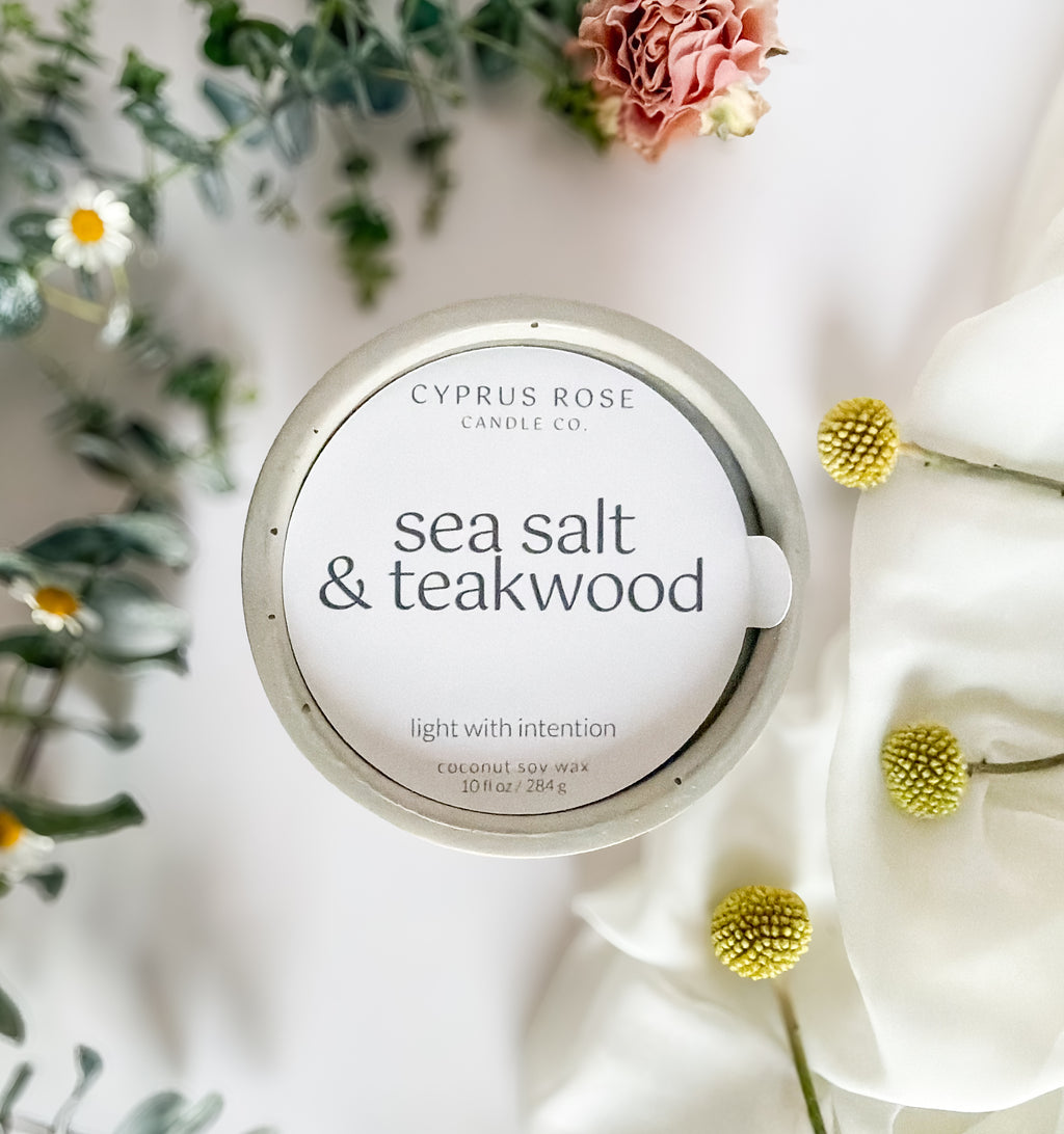 Sea Salt & Teakwood | 10oz Concrete Candle