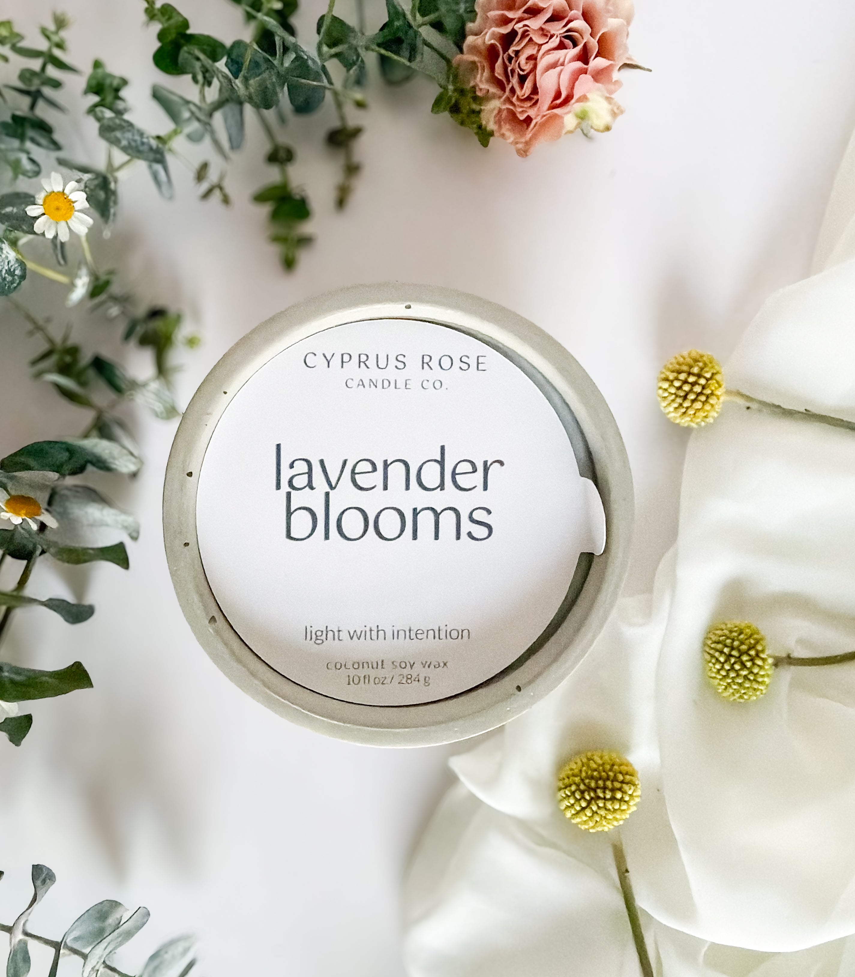 Lavender Blooms Candle – 10 oz Concrete