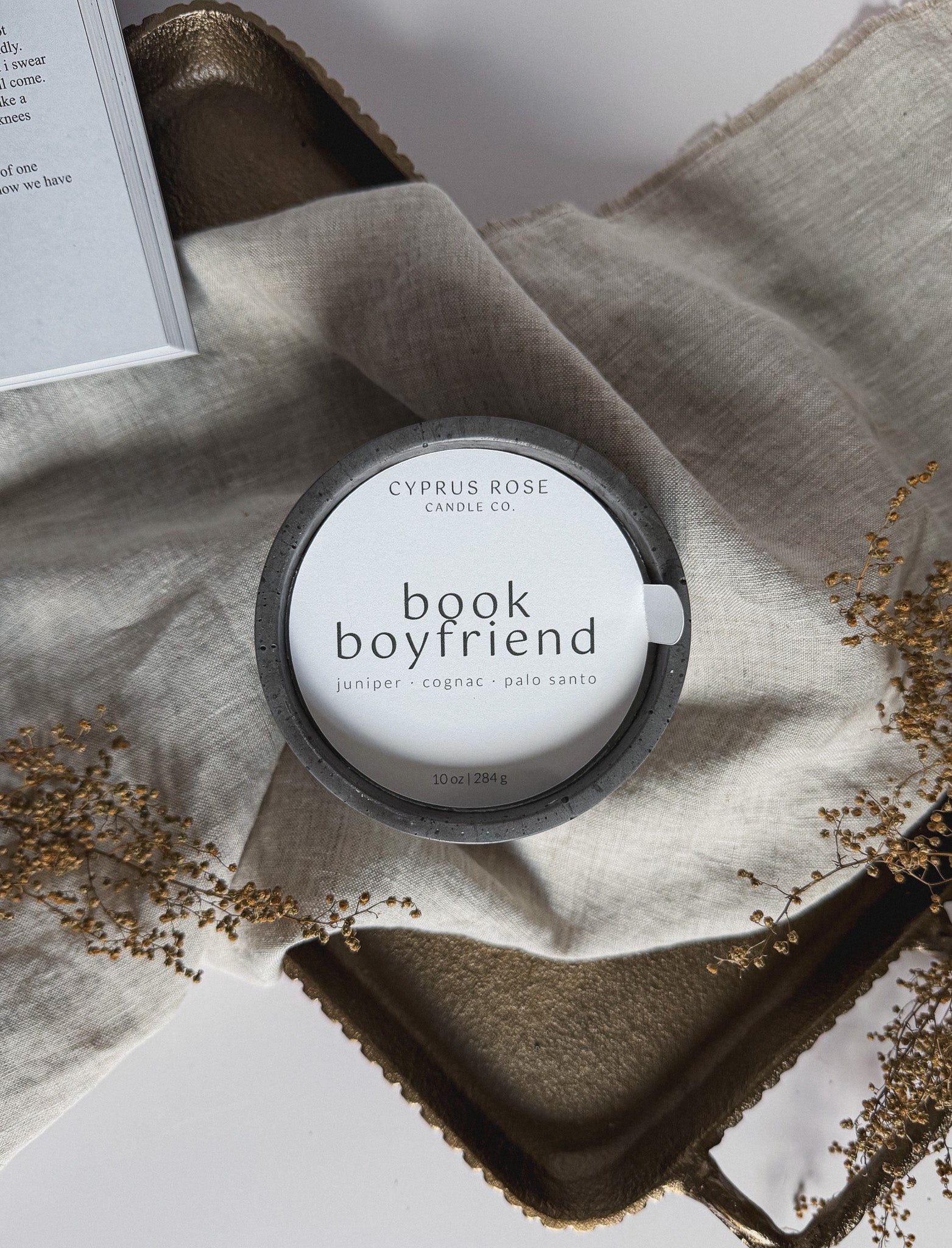 Book Boyfriend - 10oz Concrete Candle