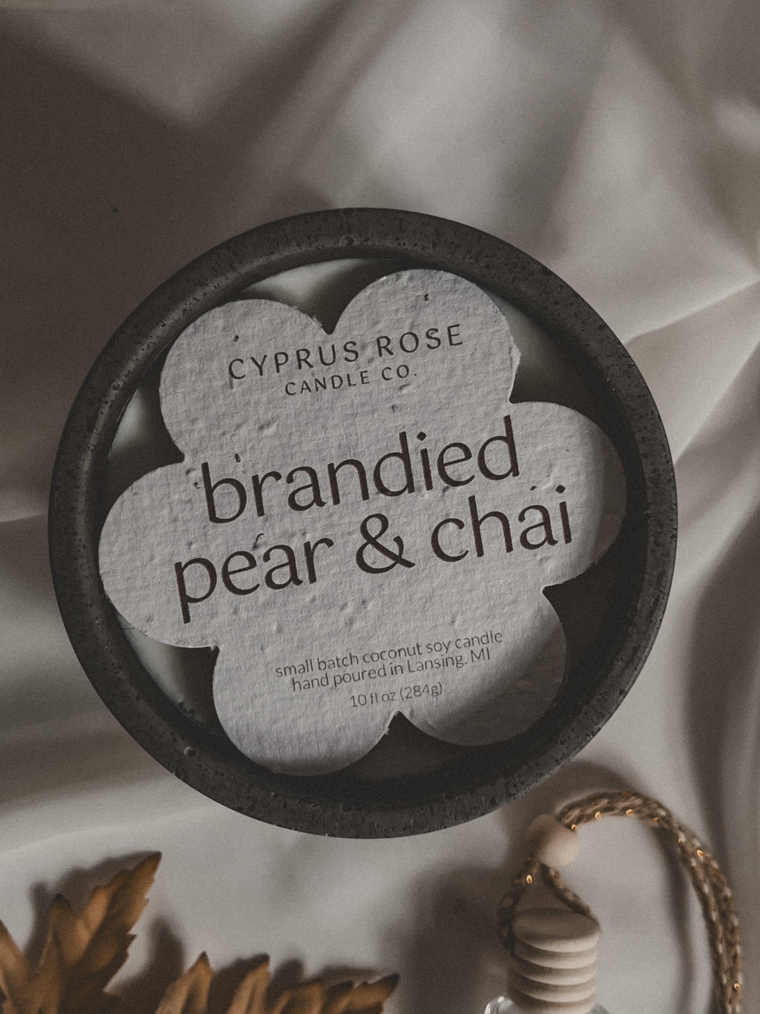 Brandied Pear & Chai 10oz Concrete Candle